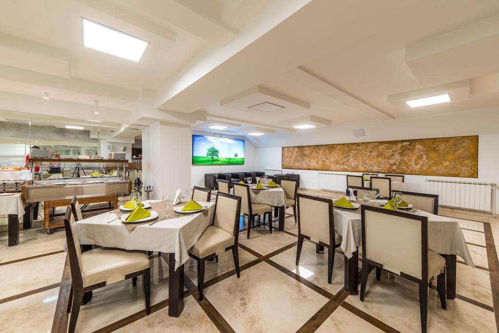 Hotel Opal Cluj-Napoca Luaran gambar